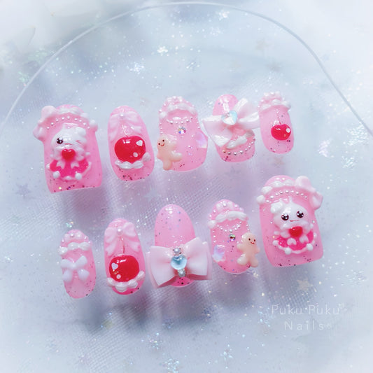 Kawaii Christmas Cake Nails