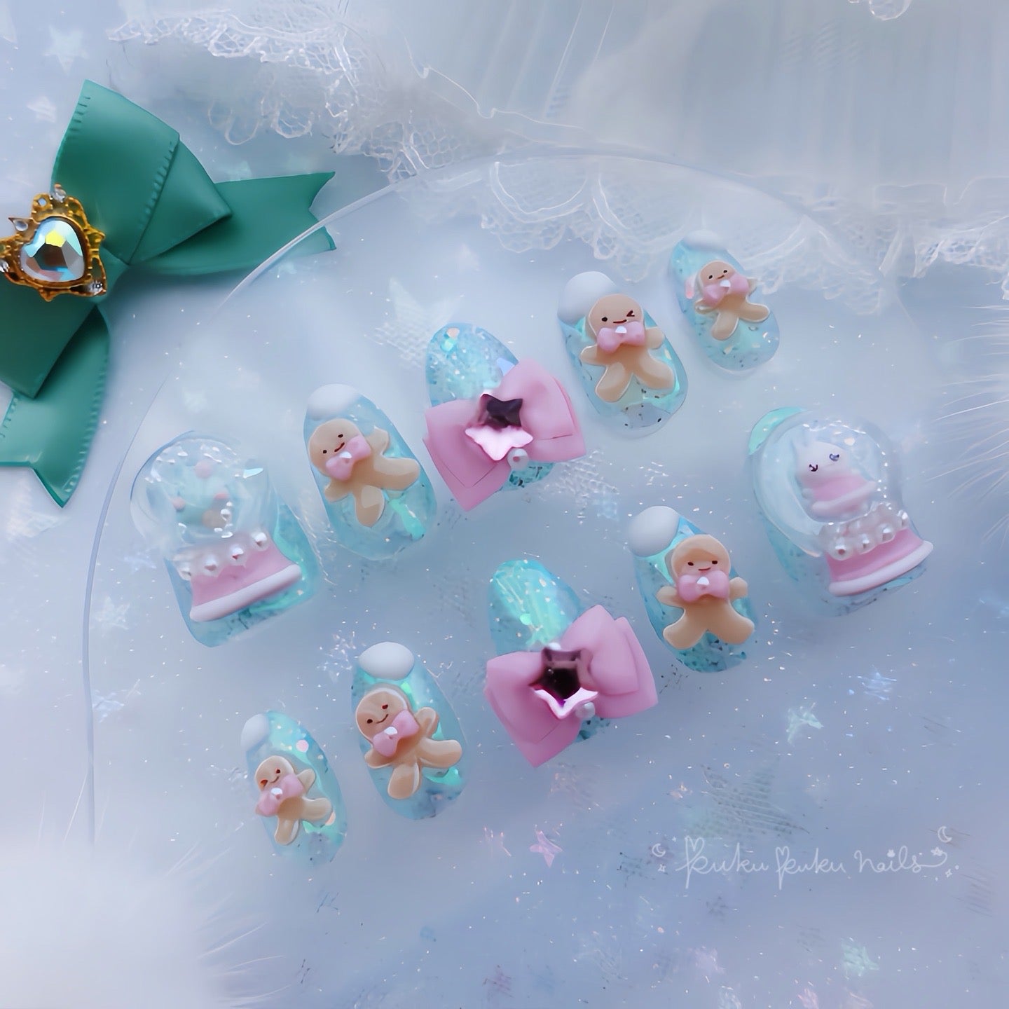 ⭐︎Christmas Limited Design⭐︎ Christmas Snow Globe Nails