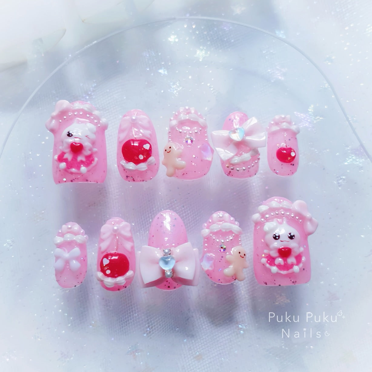 Kawaii Christmas Cake Nails