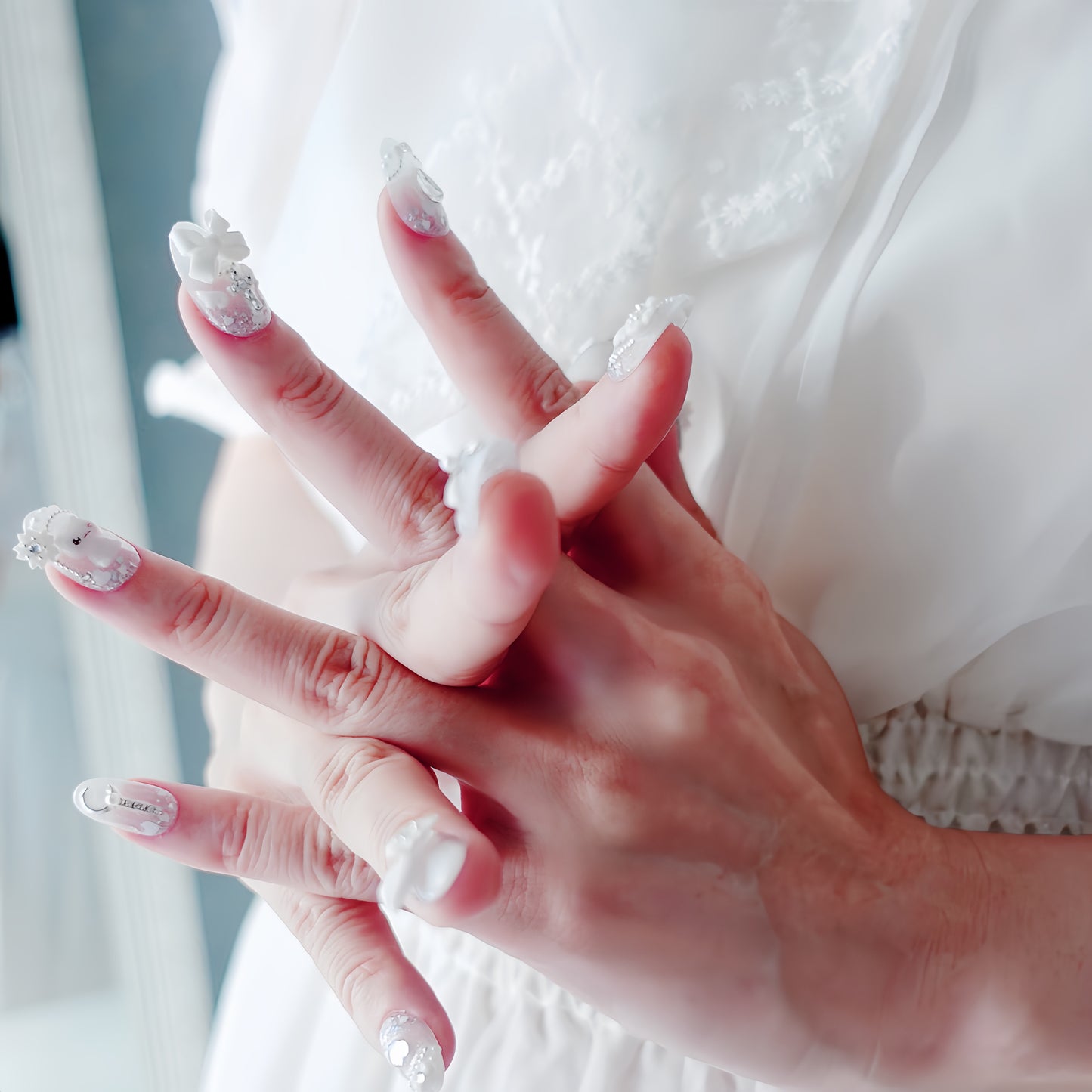 Angel Twinkle Veil Nails