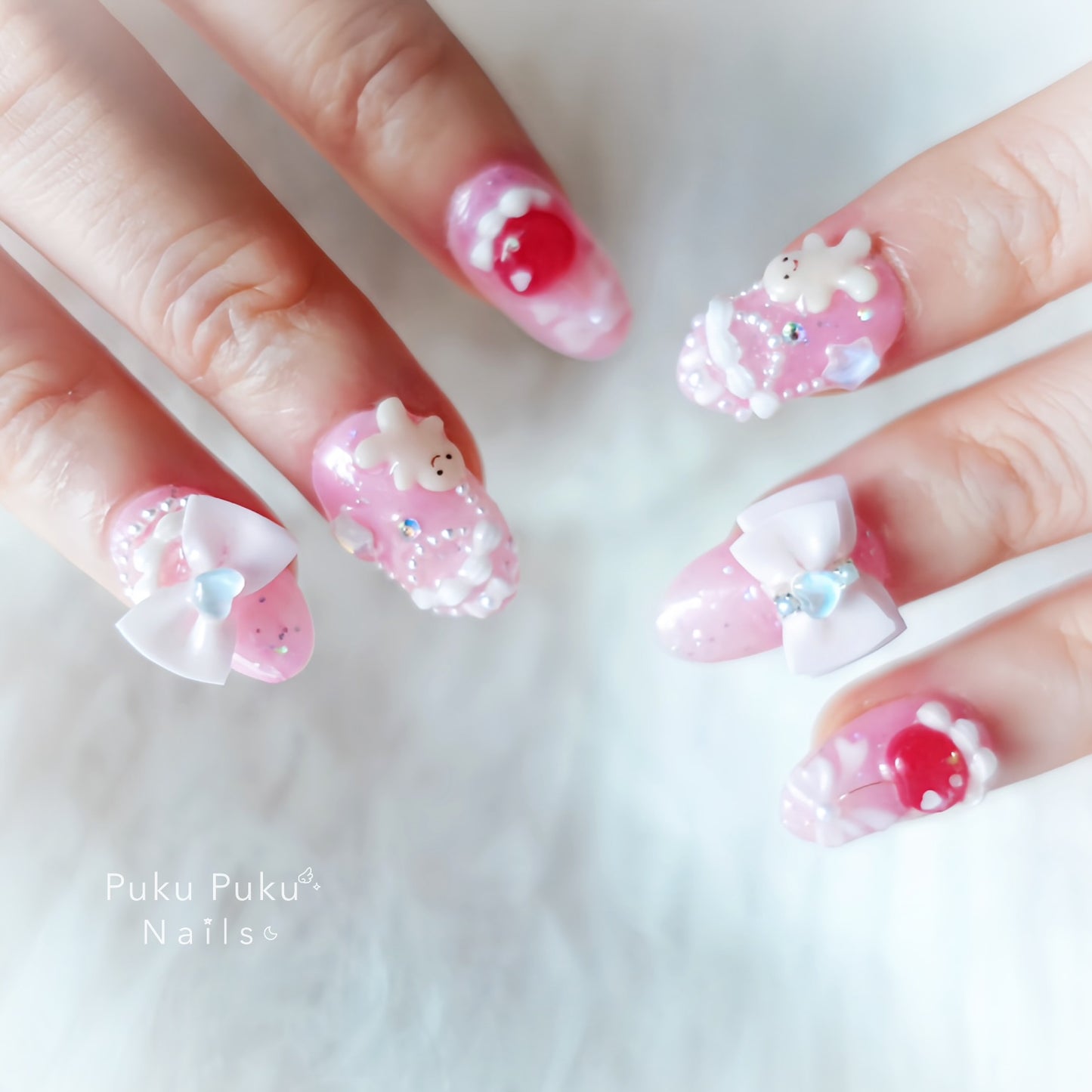 Kawaii Christmas Cake Nails