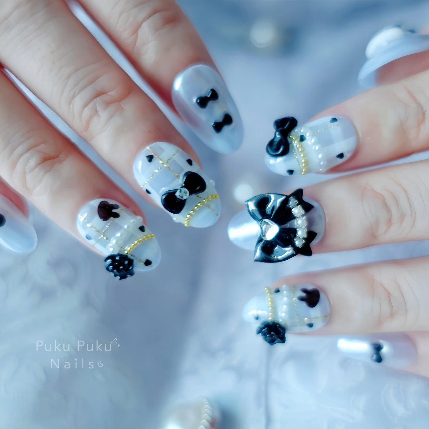 Otona Kawaii Plaid Nails