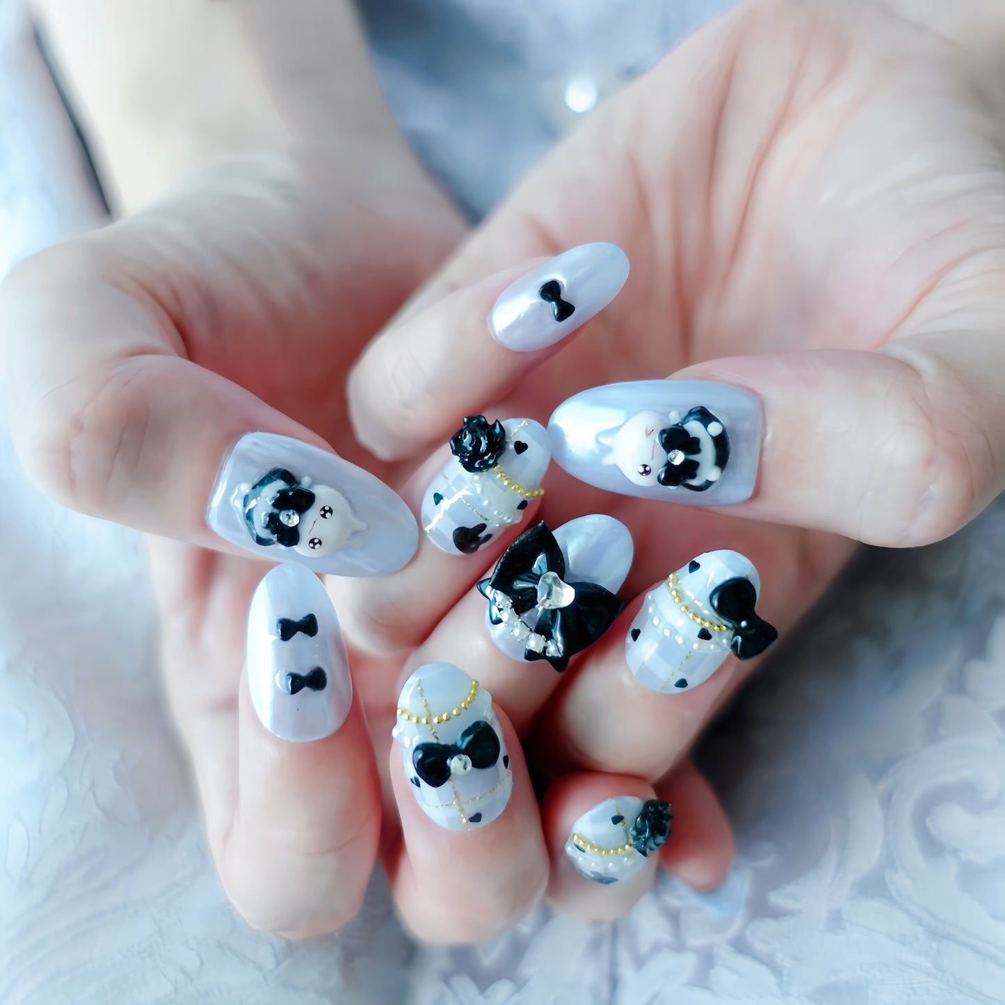 Otona Kawaii Plaid Nails
