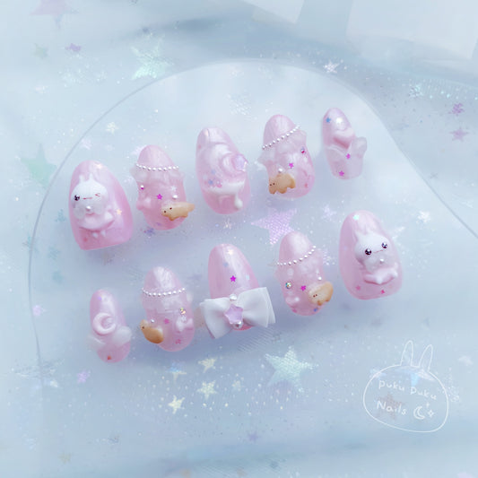 Dreamy Frilly Nails