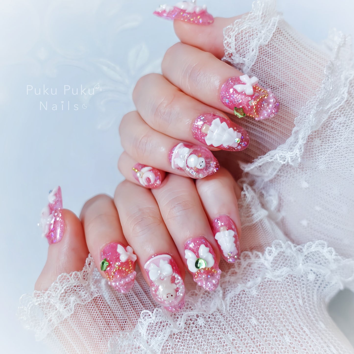 Kira Kira Christmas Nails