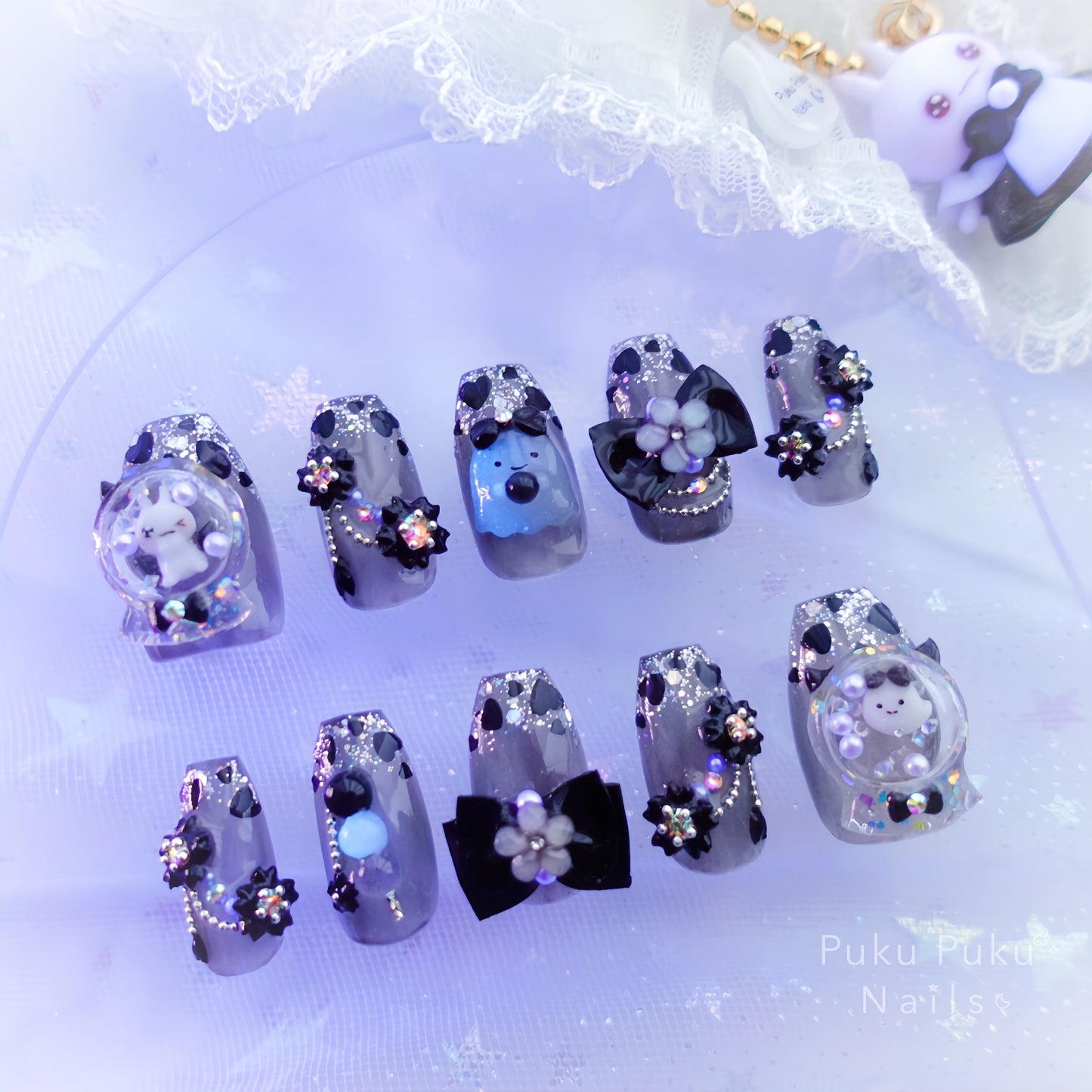 Spooky Shaker Nails