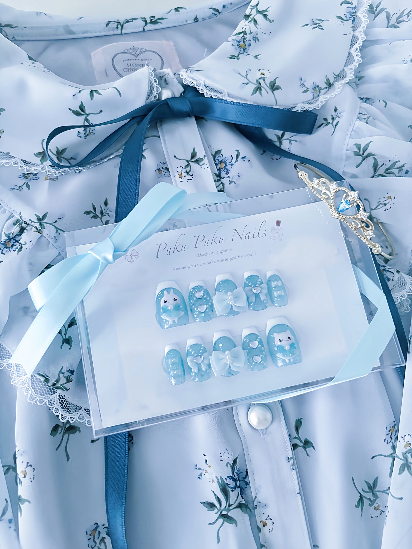 Mizu-iro Princess Nails