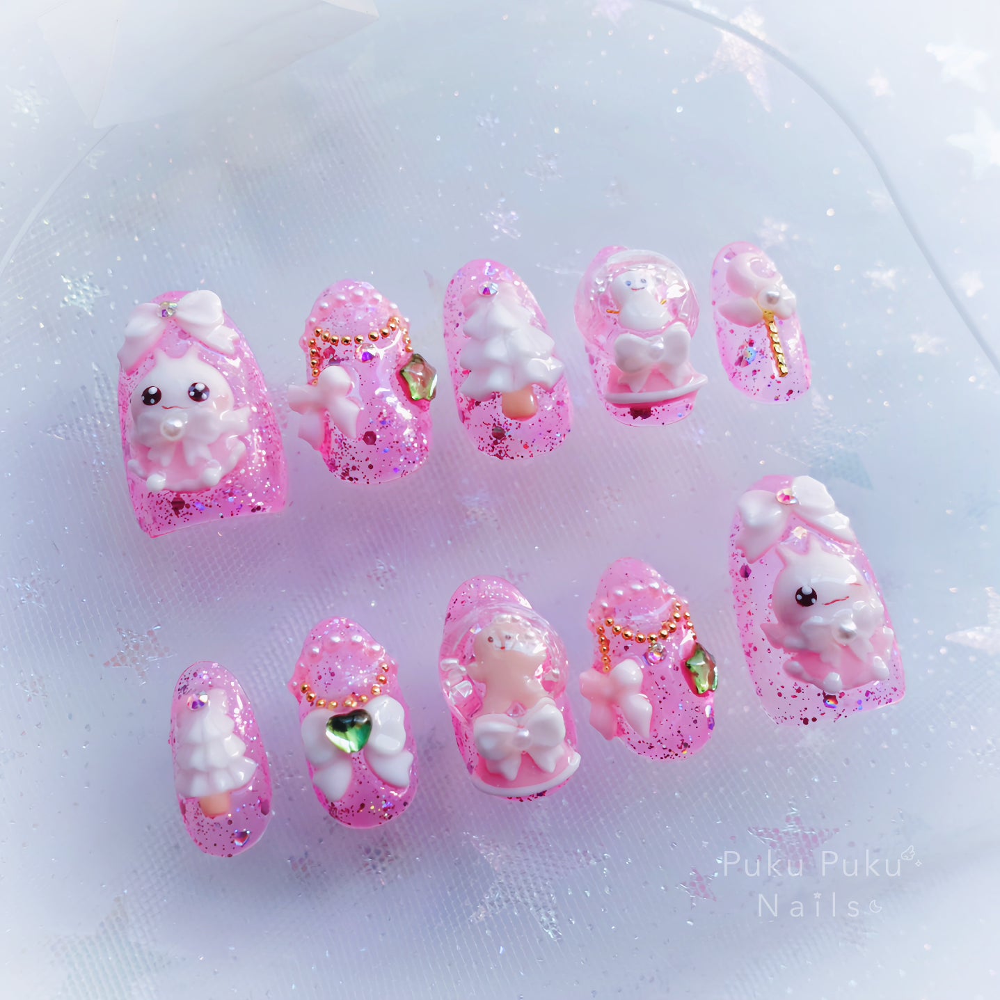 Kira Kira Christmas Nails